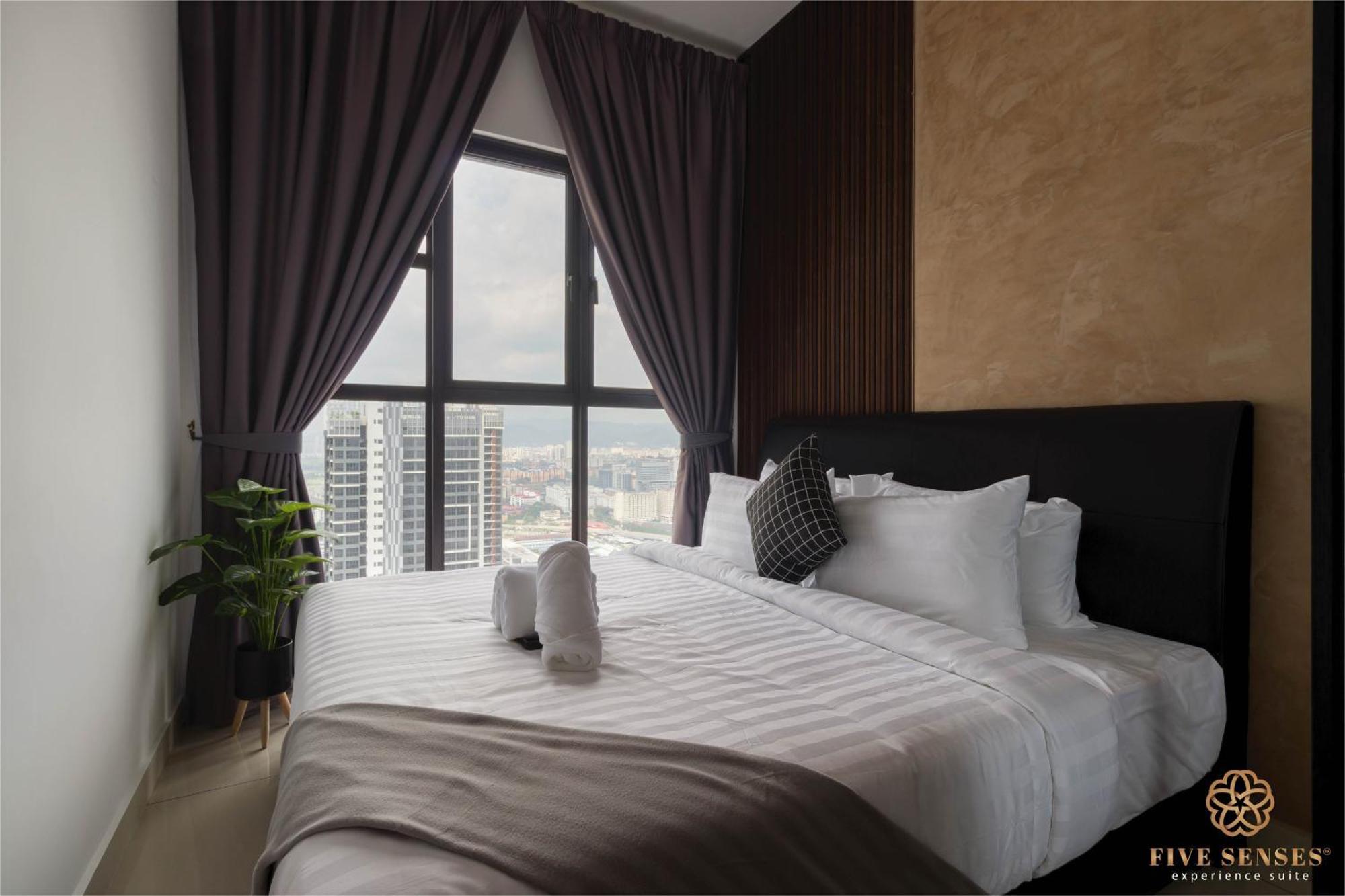 Trion One Suites Kuala Lumpur By Five Senses Room photo